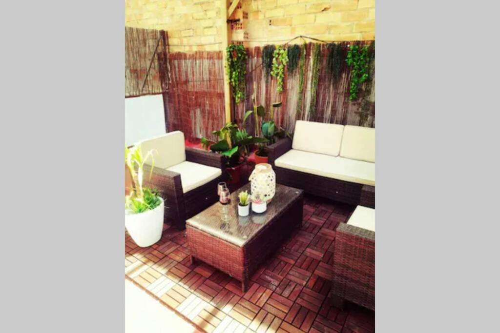M5 Cool Terrace. Metro 1 Min. Center 15' By Metro Apartment เอสปูเกส เด โยเบรกาต ภายนอก รูปภาพ