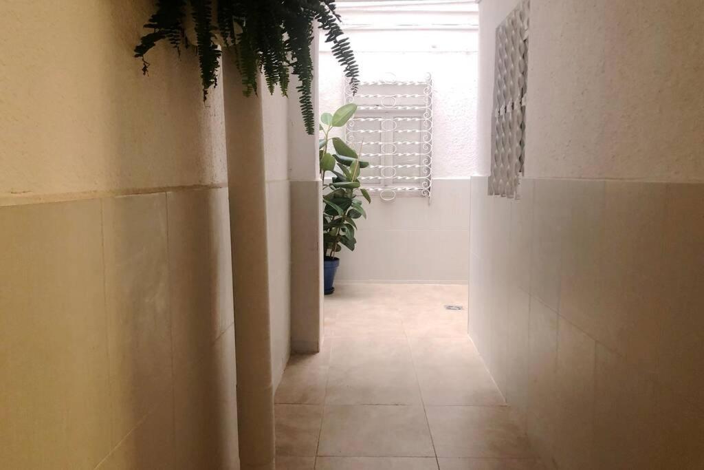 M5 Cool Terrace. Metro 1 Min. Center 15' By Metro Apartment เอสปูเกส เด โยเบรกาต ภายนอก รูปภาพ